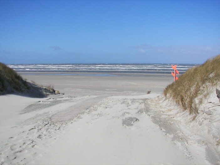 juist strandübergang.jpg